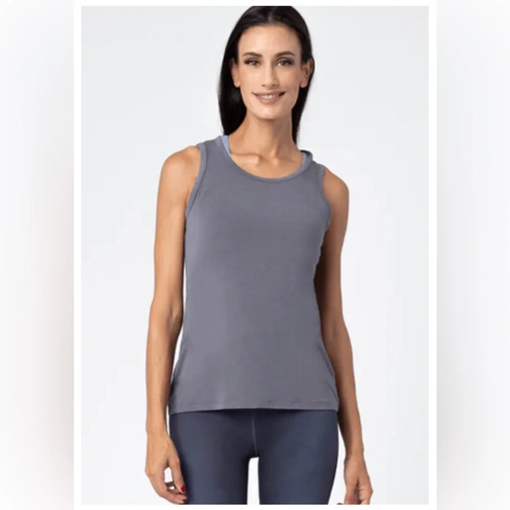 NWT Whisper Active Claire Tank - Picture 2 of 5